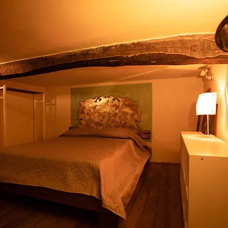 Tre Colonne Apartment *