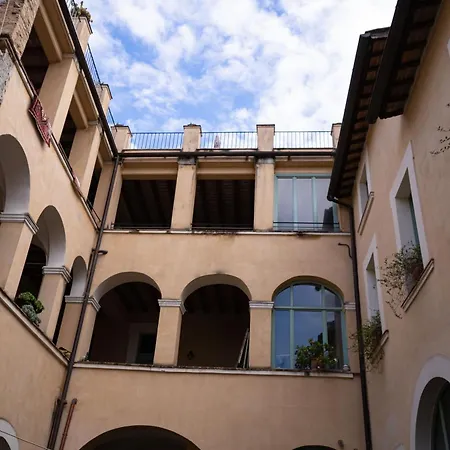 Apartment Tre Colonne Terni