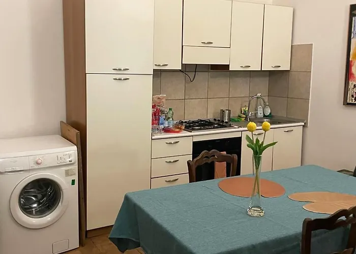 Tre Colonne * تيرني